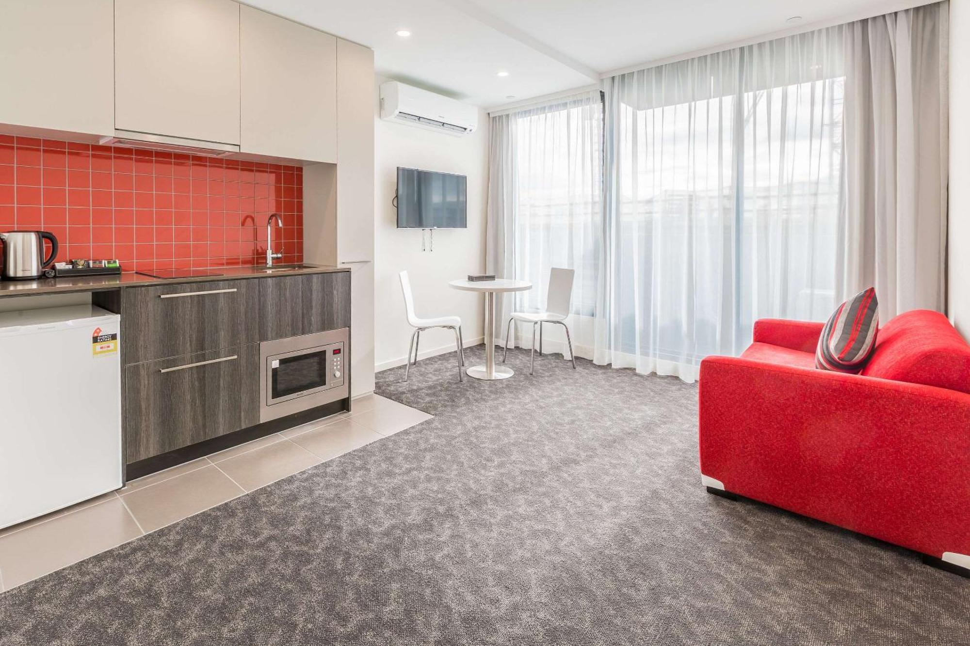 Comfort Apartments Box Hill Exterior photo